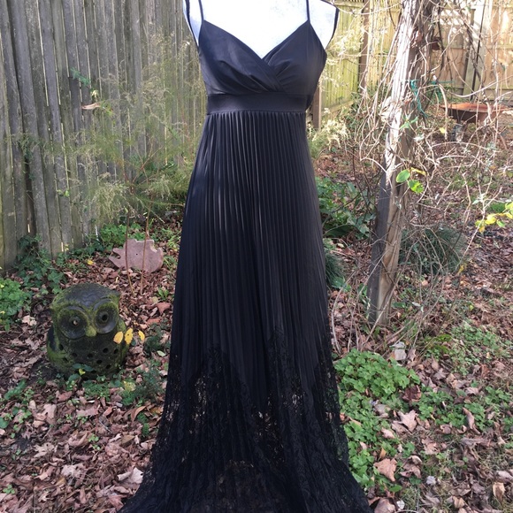 BCBG Paris Black Lace Dress - Picture 2 of 14